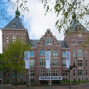 Tropen Hotel